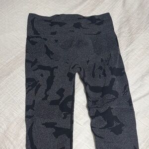 Women’s Black and Gray Camouflage Leggings